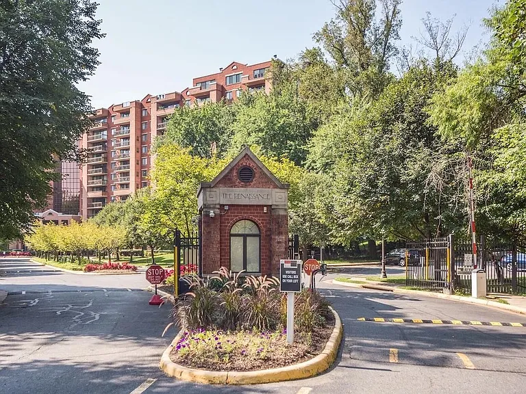2230 George C Marshall Dr #813 — Photo 21