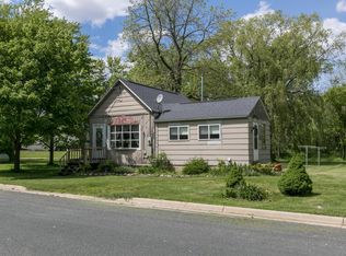 222 Maple St, Dexter, MN 55926