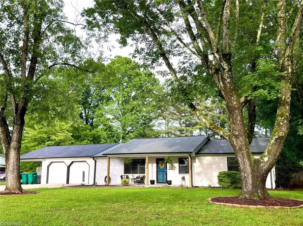 4335 Lisa Dr, Winston Salem, NC 27103