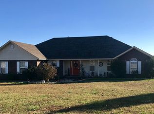 21655 Smokey Ln, Howe, OK 74940