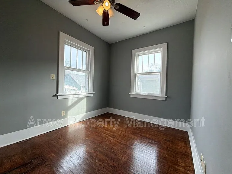 5318 Stockwell St #5318 STOCKWELL STREE — Photo 10