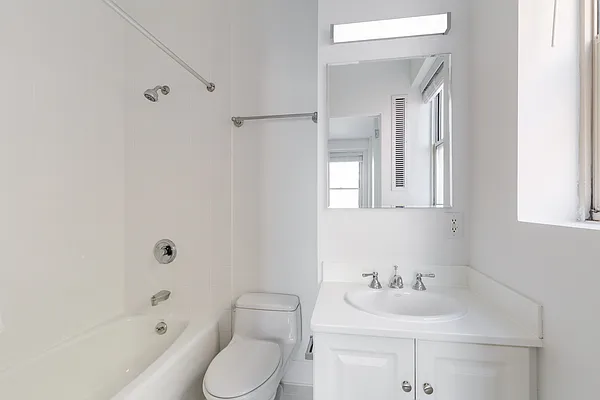 Rented by Byson Real Estate Company | media 13
