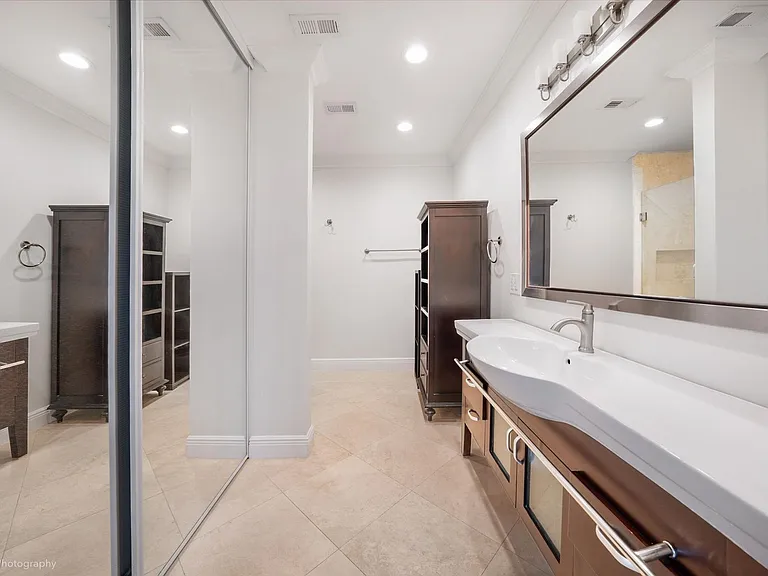 525 Bayfront Dr #525 — Photo 15