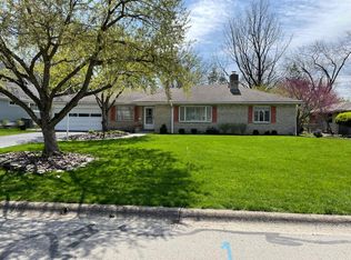 2439 Farleigh Rd, Columbus, OH 43221