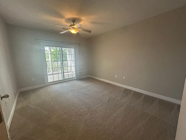 300 Gateway Dr — Photo 11