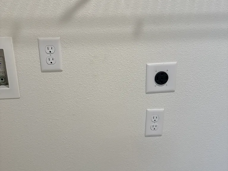 Laundroom Washer and Dryer Hook Up