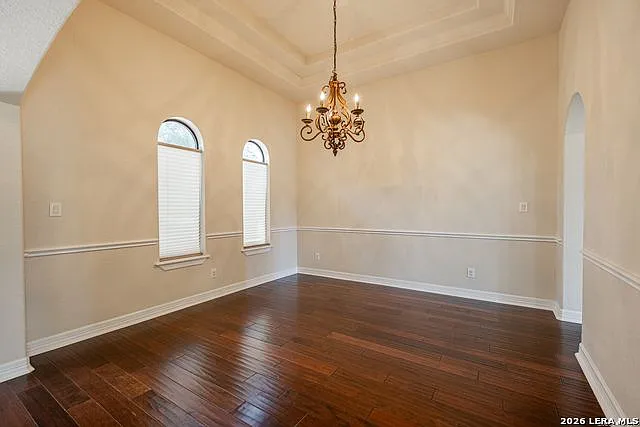 4 bed, 2.5 bath, 2717 sqft, $3,200 — Photo 4