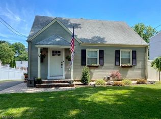 34 Alice Ln, Clark, NJ 07066
