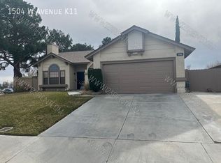 1504 W Avenue K11, Lancaster, CA 93534