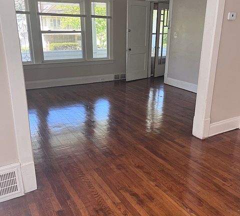 4th image of 2205 Edgewood Rd #2