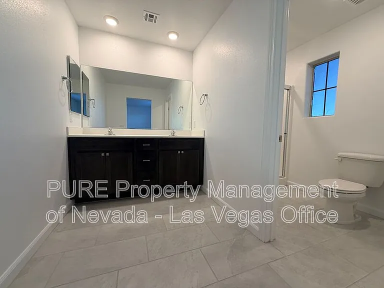 815 Watford Pl — Photo 36