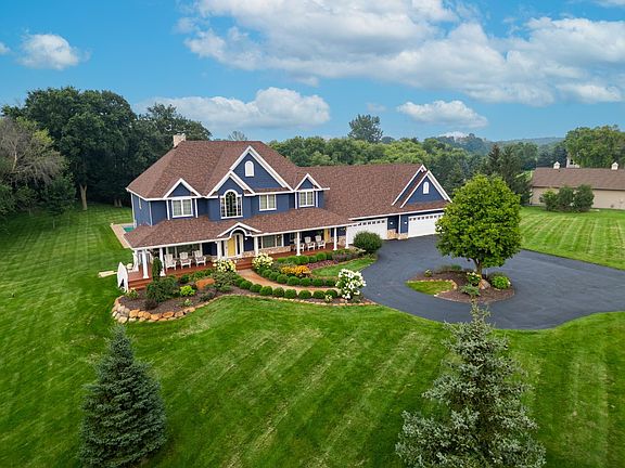 3rd image of 3050 Becker Rd
