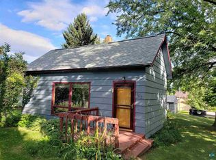 102 E 5th St, Washburn, WI 54891