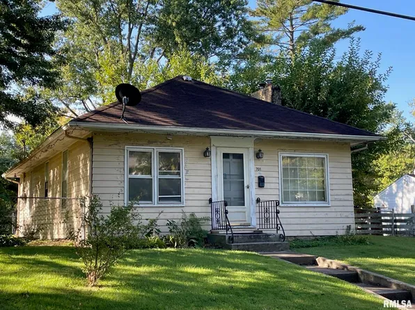 701 W Sycamore St, Carbondale, IL 62901