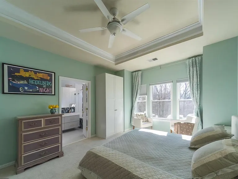 6931 Rolling Creek Way — Photo 9