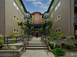 15730 116th Ave NE UNIT 101, Bothell, WA 98011