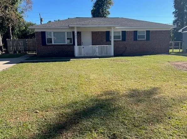 103 Shamrock Drive, Jacksonville, NC 28540