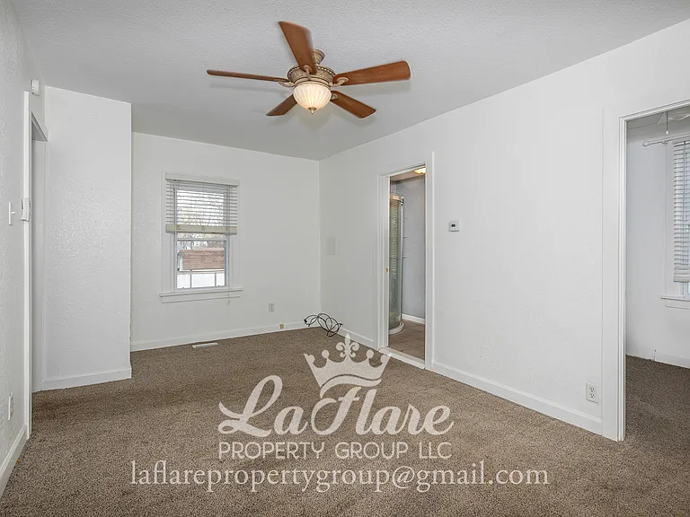 427 E Indiana Ave — Photo 6