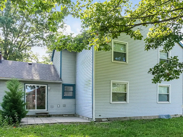 1112 Delray Dr — Photo 16