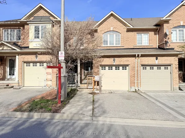 13 Bamboo Grv, Brampton, ON L6R 0L9