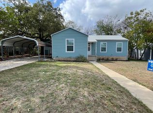 204 N Howe St, Lampasas, TX 76550
