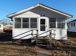 2542 Lyon St, Des Moines, IA 50317