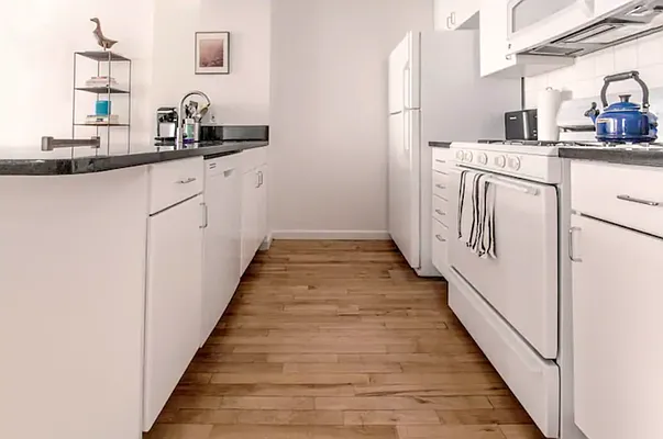 Rented by The Downtown LLC | media 21