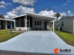 7008 Harbor View Dr, Leesburg, FL 34788