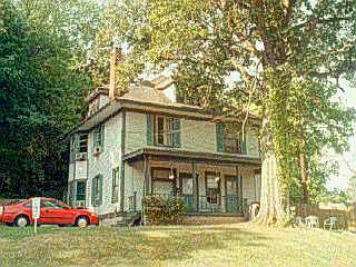 1st image of 514 E Main St