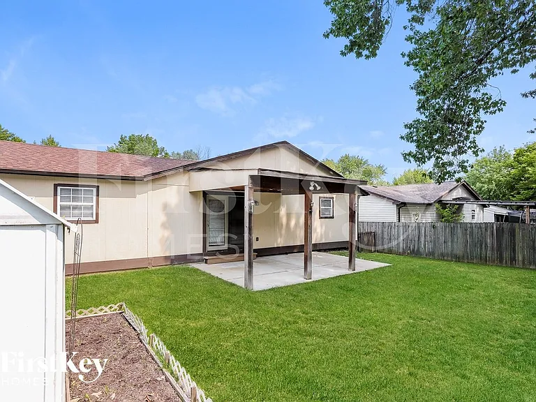 24 Pheasant Ln — Photo 14