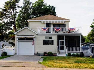 62 Cranberry St, Wells, ME 04090