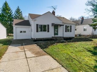 5128 Bridgewater Rd, Lyndhurst, OH 44124