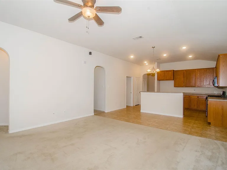 18314 Fairwood Meadow Ct — Photo 4