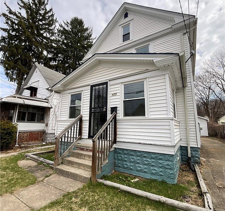 1st image of 425 Spaulding St