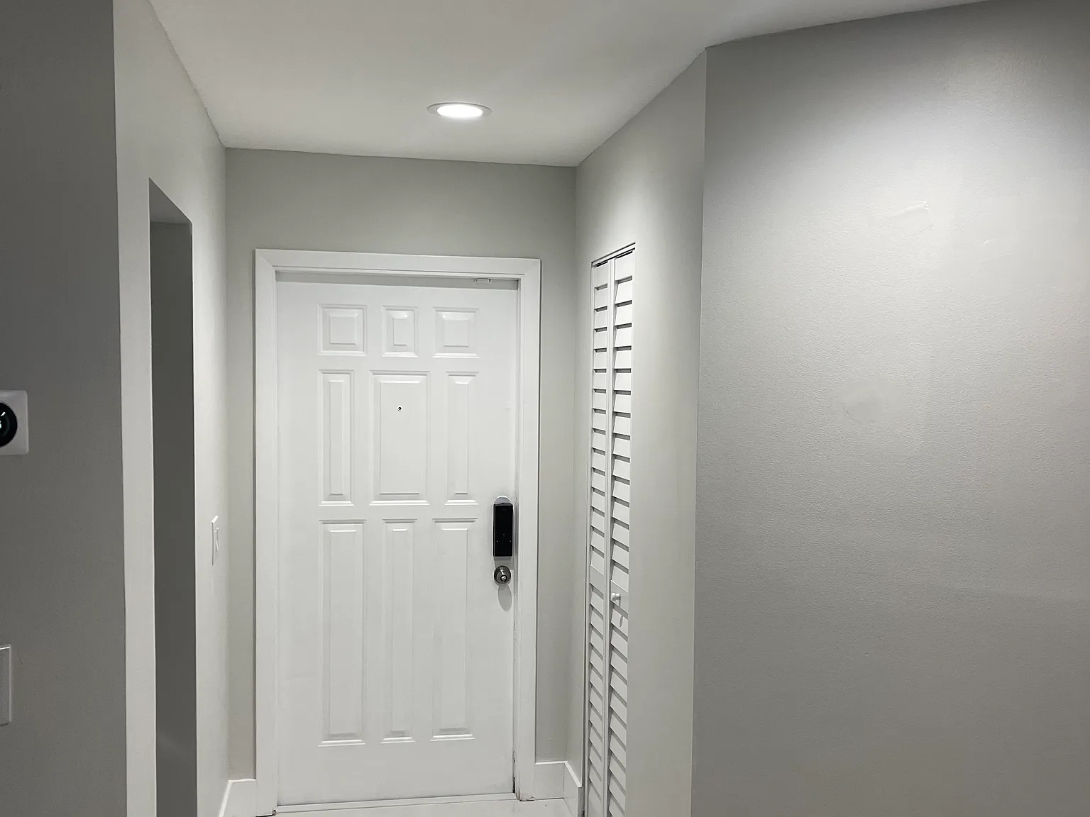 2 bed, 991 sqft, $2,850 — Photo 2