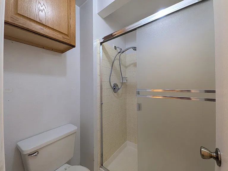 2128 Beacham Dr — Photo 14