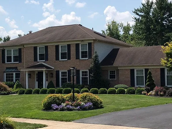 204 Spruce Cir, North Wales, PA 19454