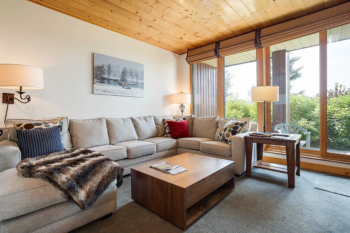 Building Photo - 2130 Mount Werner Cir #3307