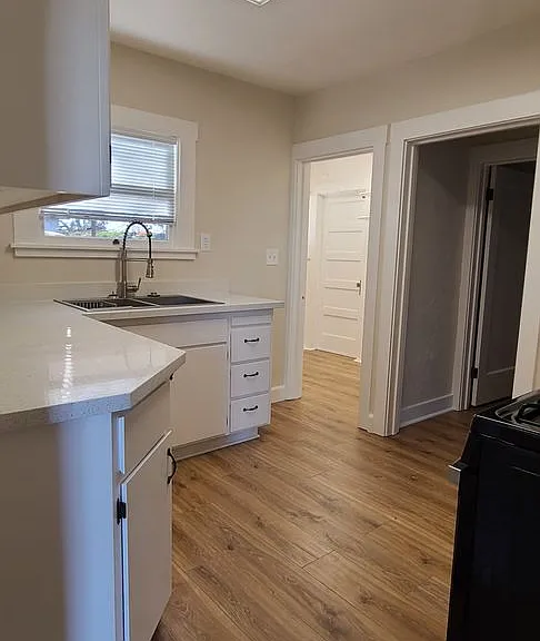 114 Taylor St — Photo 15