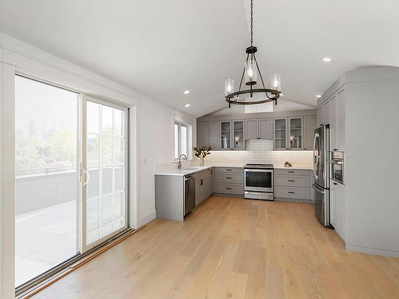 3rd image of 4699 NE Woodson Ln #C201