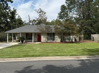 909 Gordon St W, Douglas, GA 31533