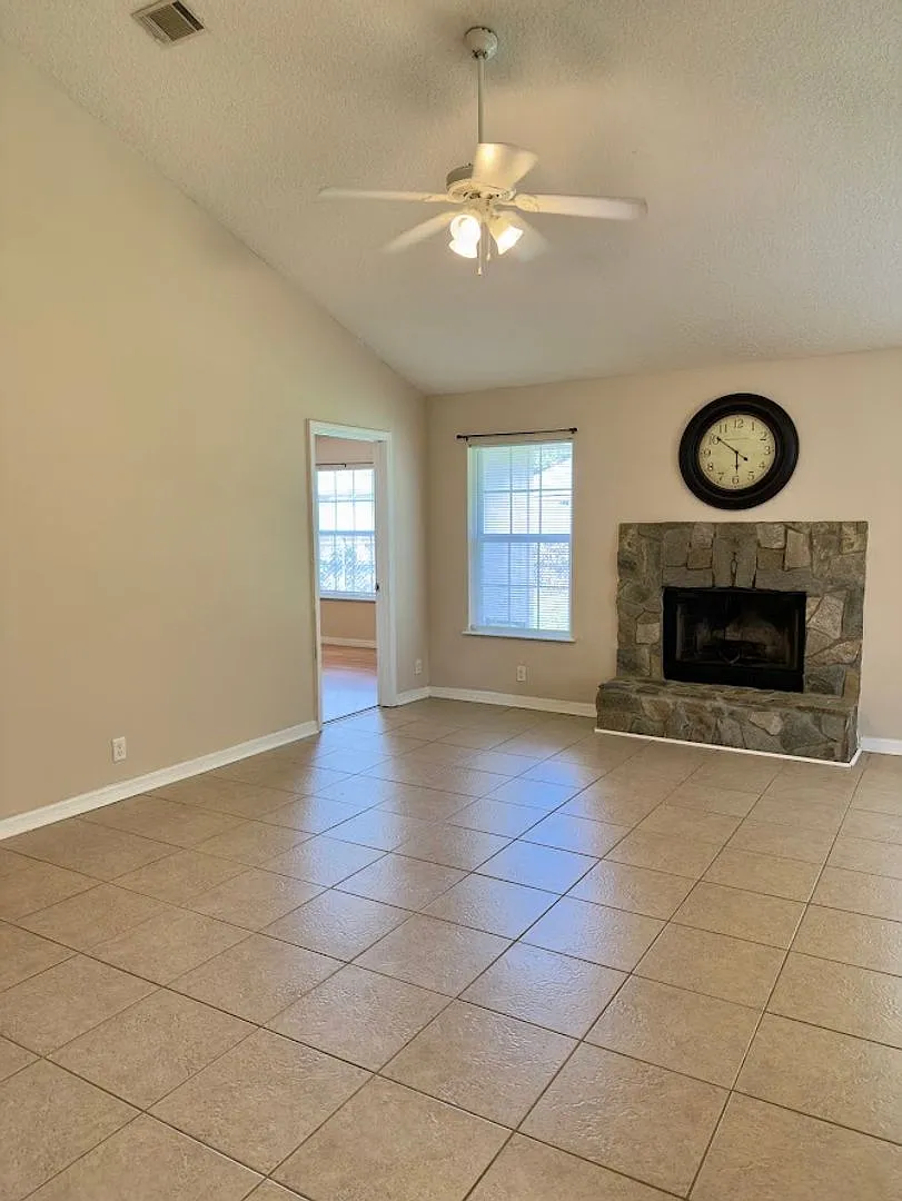 105 Honeysuckle Road — Photo 3