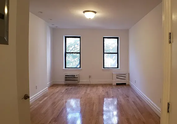 Rented by CitySites Real Estate Group | media 1