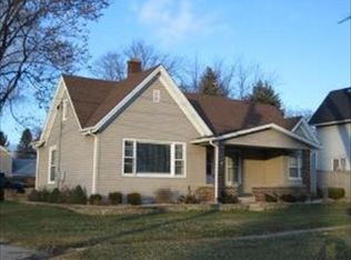 507 W Blackman St, Harvard, IL 60033