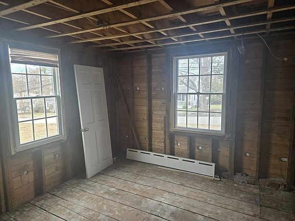 5th image of 355 South St