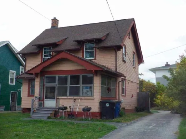 1737 Avalon Rd, Cleveland, OH 44112