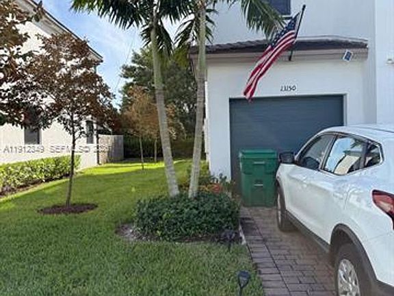 4th image of 13150 SW 233rd St #Townhouse 13150