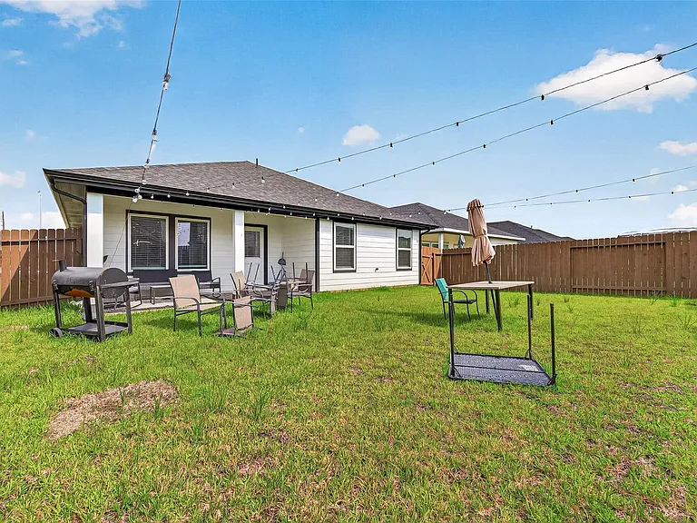 4222 Zeke Estates Ln — Photo 44