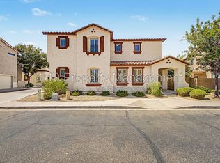 852 S Colonial Dr, Gilbert, AZ 85296