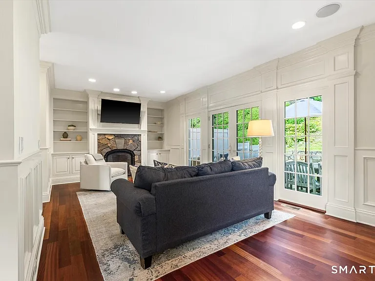 40 Oak Ridge St #2 — Photo 9